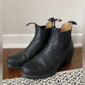 BLUNDSTONE Women’s Heel - 1671 Series - Black, LIKE NEW! (Size 8 US, 5 UK)